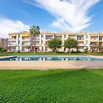 Cosy With Pool 1 * Vilamoura