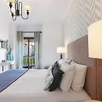 Cosy With Pool 1 *
